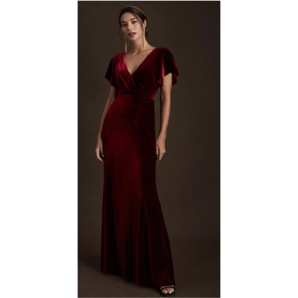 Jenny Yoo Ellis Flutter-Sleeve
Open-Back Stretch Velvet Gown Women's  V-Neck